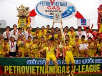 Hà Nội T&T mừng chiến thắng tại Tây Nguyên